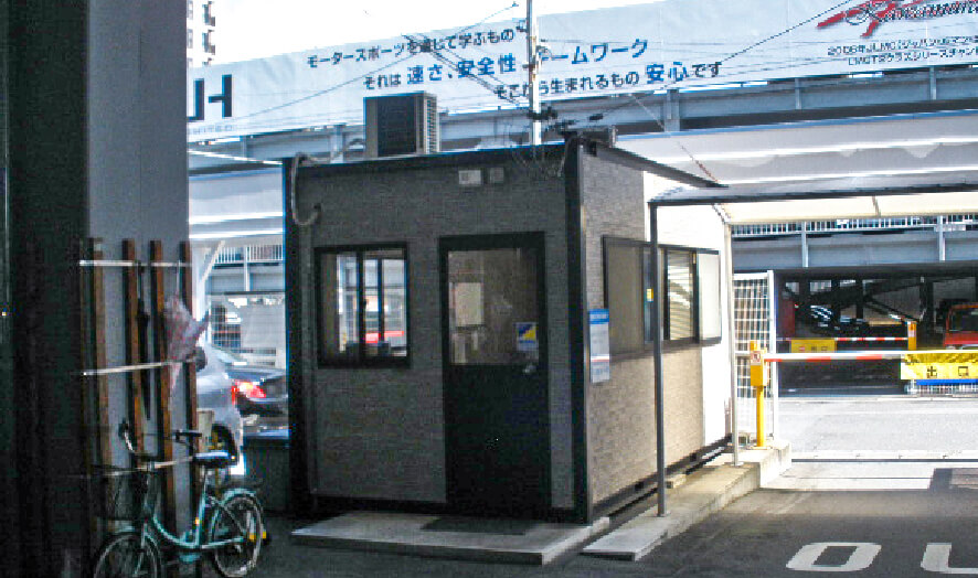 MERIT 02 安心の有人対応＆24時間警備体制